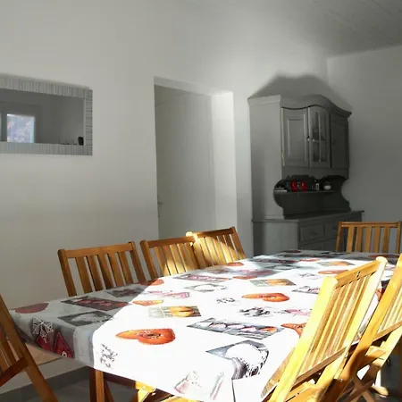 בית נופש Charmante Maison A 500 M De La Cote, Pour 4 נוטרדאם-דו-מונט