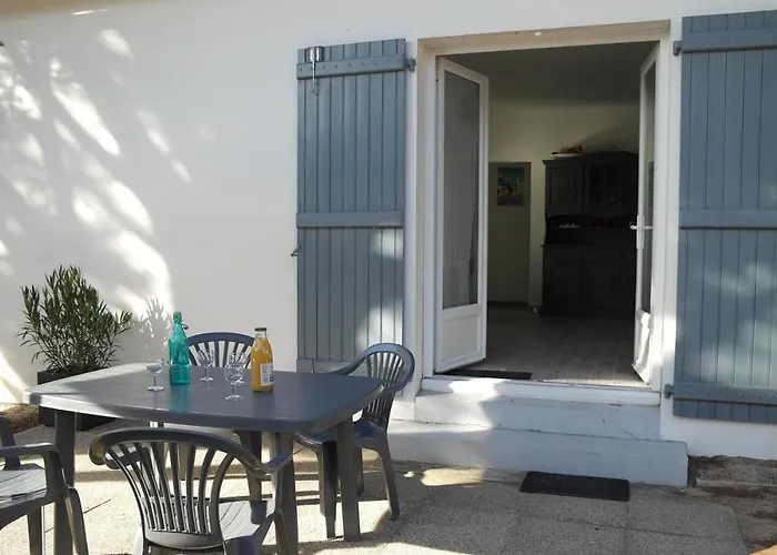 Charmante Maison A 500 M De La Cote, Pour 4 *