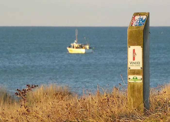 Charmante Maison à 500 M De La Côte, Pour 4 Notre-Dame-de-Monts